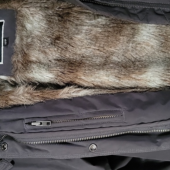 RW & CO. Faux Fur Parka - Picture 13 of 14